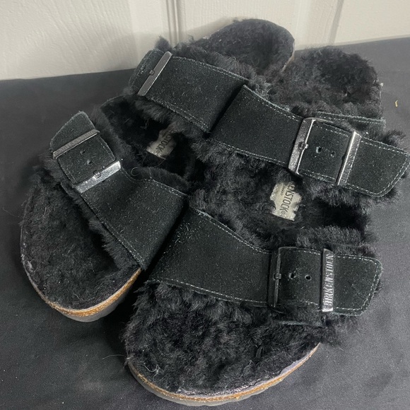 Birkenstock Shoes - EUC BIRKENSTOCK Arizona Sandals